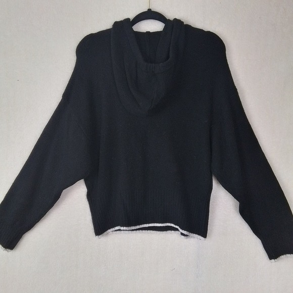 H&M Knit Sweater Hoodie‎ Size Small in Black w/ White Trim - Picture 3 of 11